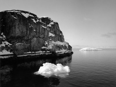 la falaise à la sortie de rodebay